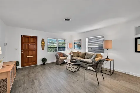 712 NE 34th Court Oakland Park FL 33334