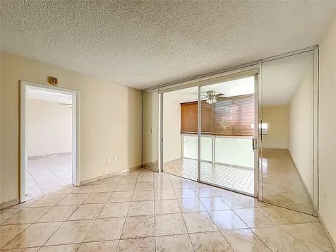 5935 Del Lago Circle Sunrise FL 33313