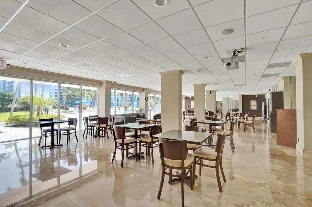 3300 NE 36th Street Fort Lauderdale FL 33308