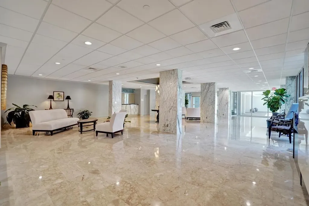 3300 NE 36th Street Fort Lauderdale FL 33308