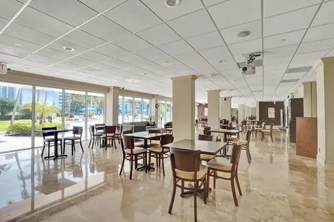 3300 NE 36th Street Fort Lauderdale FL 33308