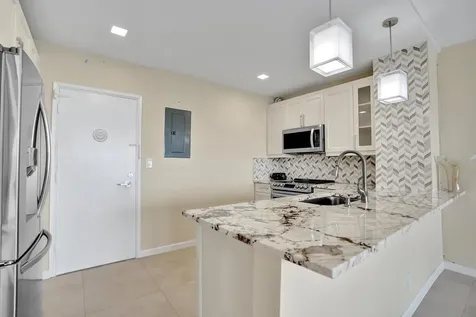 3300 NE 36th Street Fort Lauderdale FL 33308
