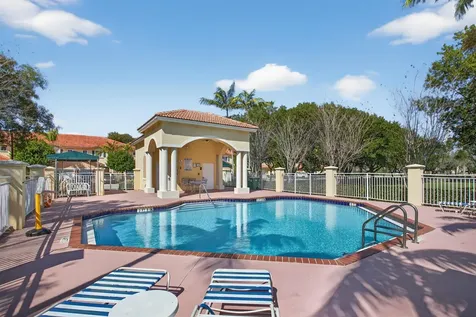 8204 Santa Monica Avenue Tamarac FL 33321