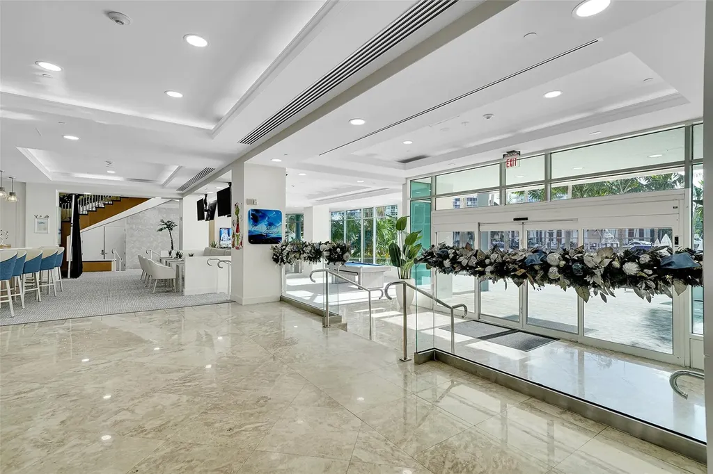 2670 E Sunrise Boulevard Fort Lauderdale FL 33304
