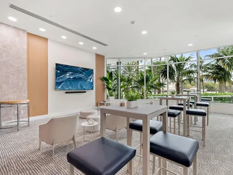 2670 E Sunrise Boulevard Fort Lauderdale FL 33304