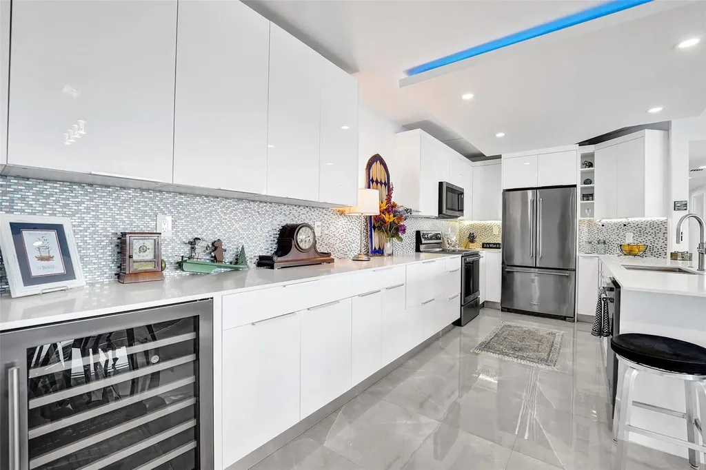 2500 E Las Olas Boulevard Fort Lauderdale FL 33301