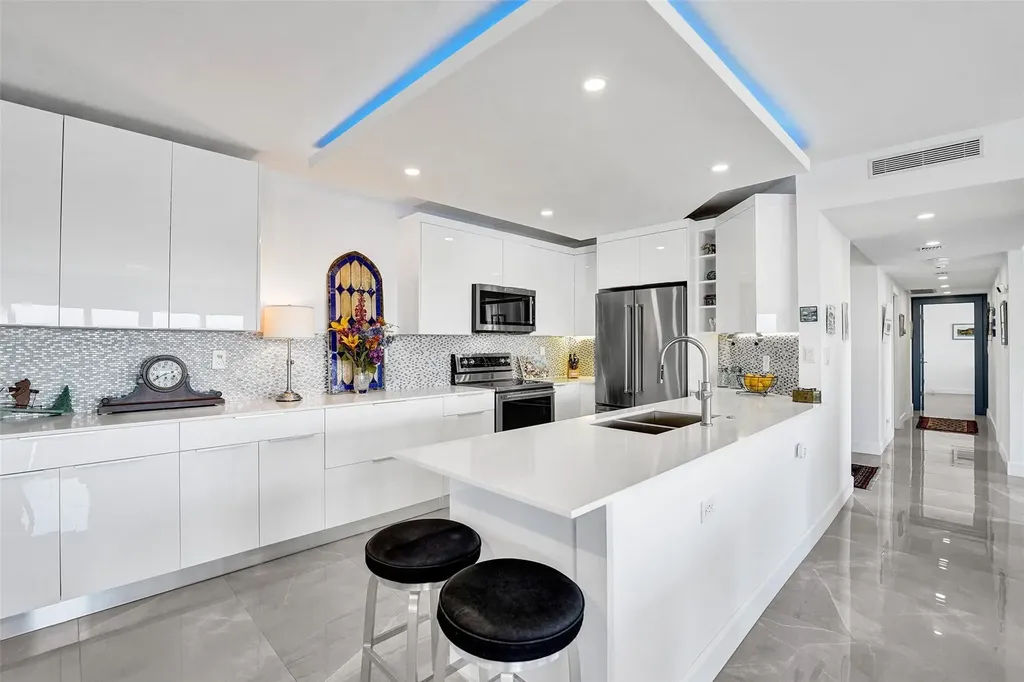 2500 E Las Olas Boulevard Fort Lauderdale FL 33301