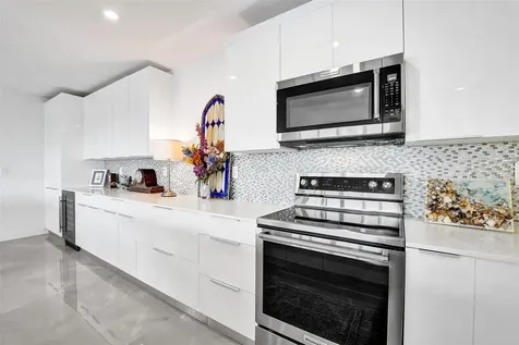 2500 E Las Olas Boulevard Fort Lauderdale FL 33301