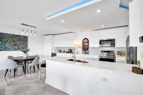 2500 E Las Olas Boulevard Fort Lauderdale FL 33301