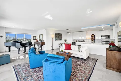 2500 E Las Olas Boulevard Fort Lauderdale FL 33301