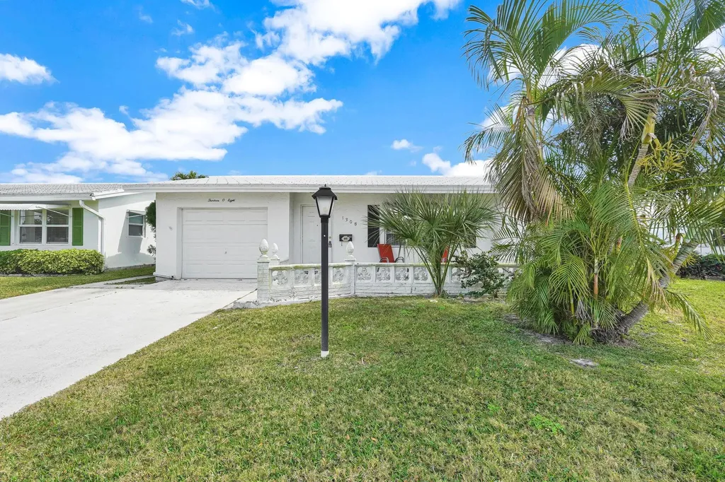 1308 SW 18th Street Boynton Beach FL 33426