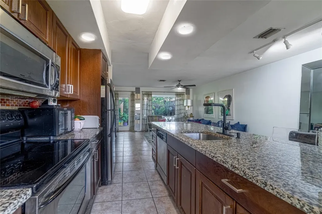 1009 NE 23rd Drive Wilton Manors FL 33305