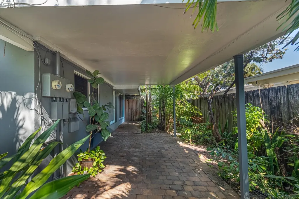 1009 NE 23rd Drive Wilton Manors FL 33305