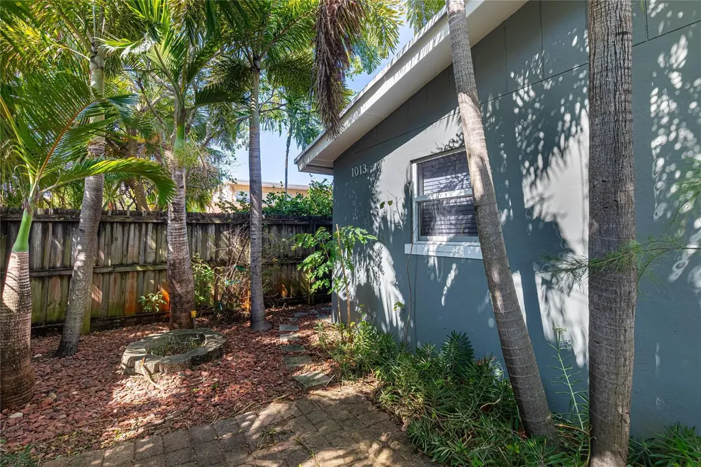 1009 NE 23rd Drive Wilton Manors FL 33305