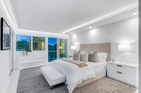 421 Hendricks Isle Fort Lauderdale FL 33301