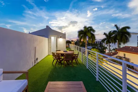 421 Hendricks Isle Fort Lauderdale FL 33301