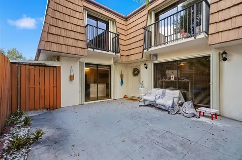 9142 SW 23rd Street Davie FL 33324