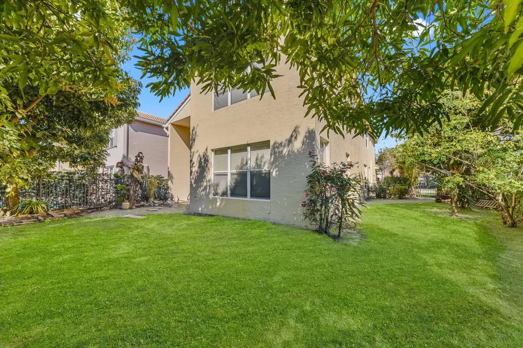 11729 Rock Lake Terrace Boynton Beach FL 33473