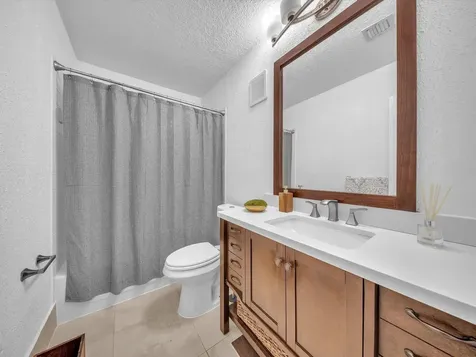 2790 NW 91st Avenue Coral Springs FL 33065