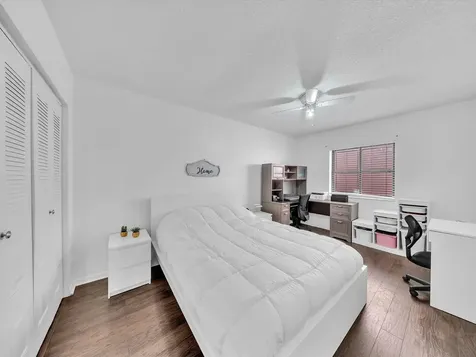 2790 NW 91st Avenue Coral Springs FL 33065