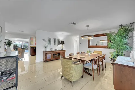 1080 SE 9th Avenue Pompano Beach FL 33060