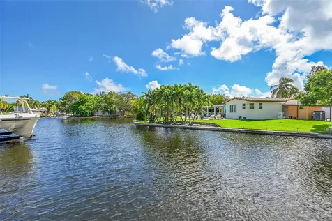 1080 SE 9th Avenue Pompano Beach FL 33060