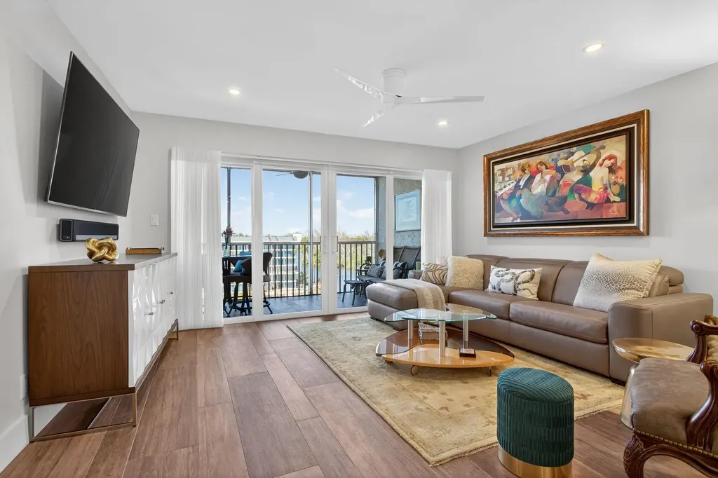 1523 E Hillsboro Boulevard Deerfield Beach FL 33441