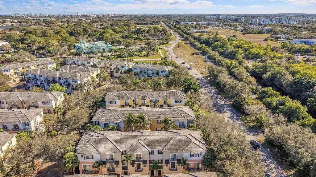 3605 NW 5th Terrace Boca Raton FL 33431