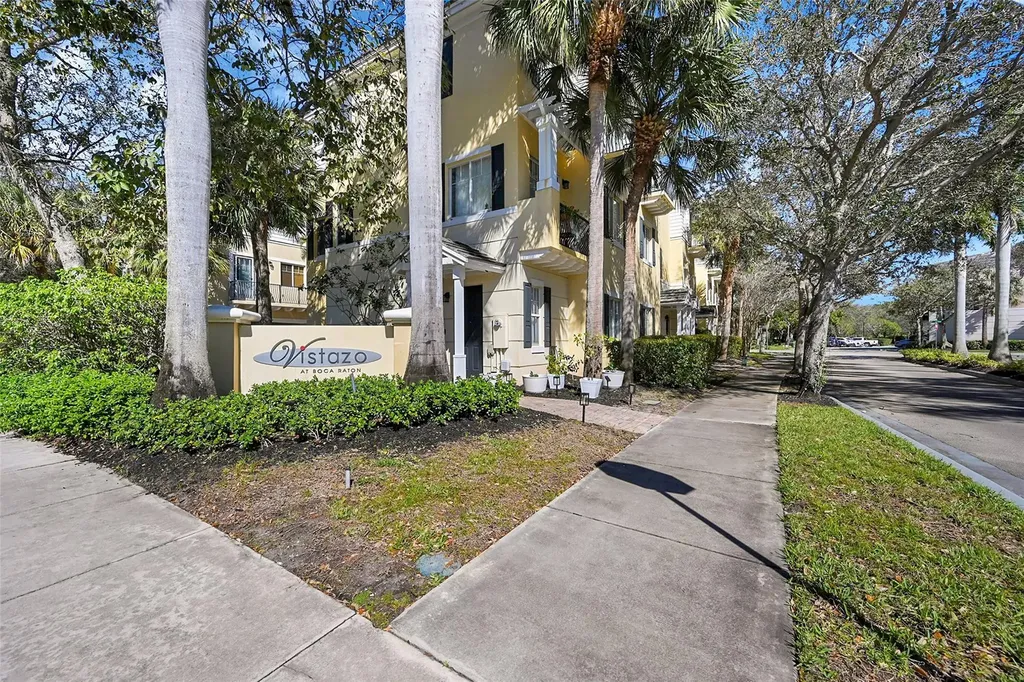 3605 NW 5th Terrace Boca Raton FL 33431