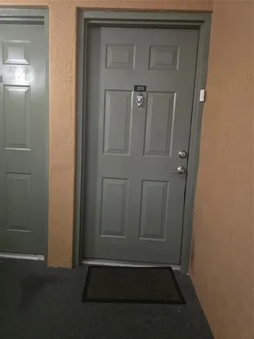 7970 N Nob Hill Road Tamarac FL 33321