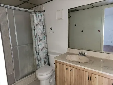 3121 NW 47th Terrace Lauderdale Lakes FL 33319