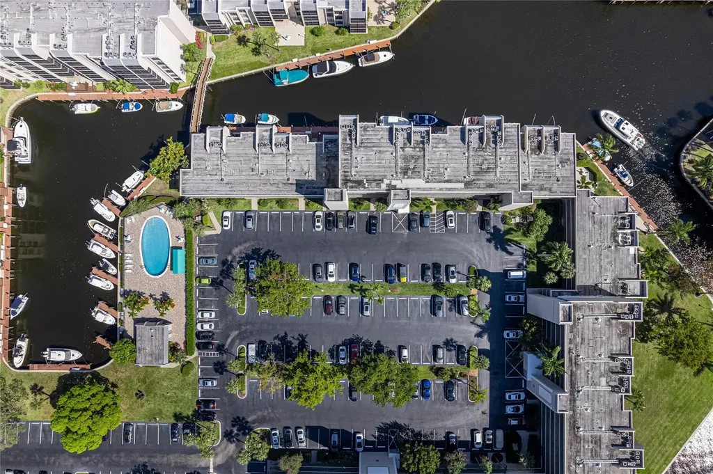 6 Royal Palm Way Boca Raton FL 33432