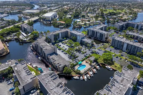 6 Royal Palm Way Boca Raton FL 33432