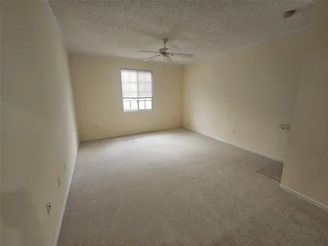 2961 NE 185th Street Miami FL 33180