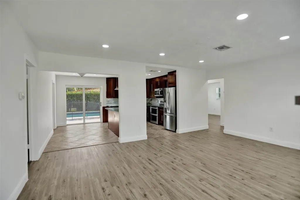 30 NE 139th Street North Miami FL 33161