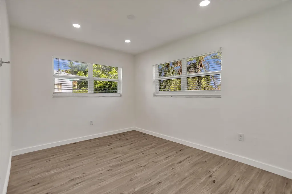 30 NE 139th Street North Miami FL 33161