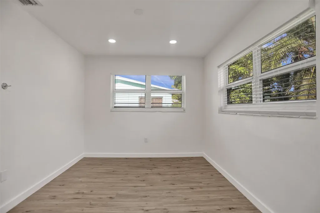 30 NE 139th Street North Miami FL 33161