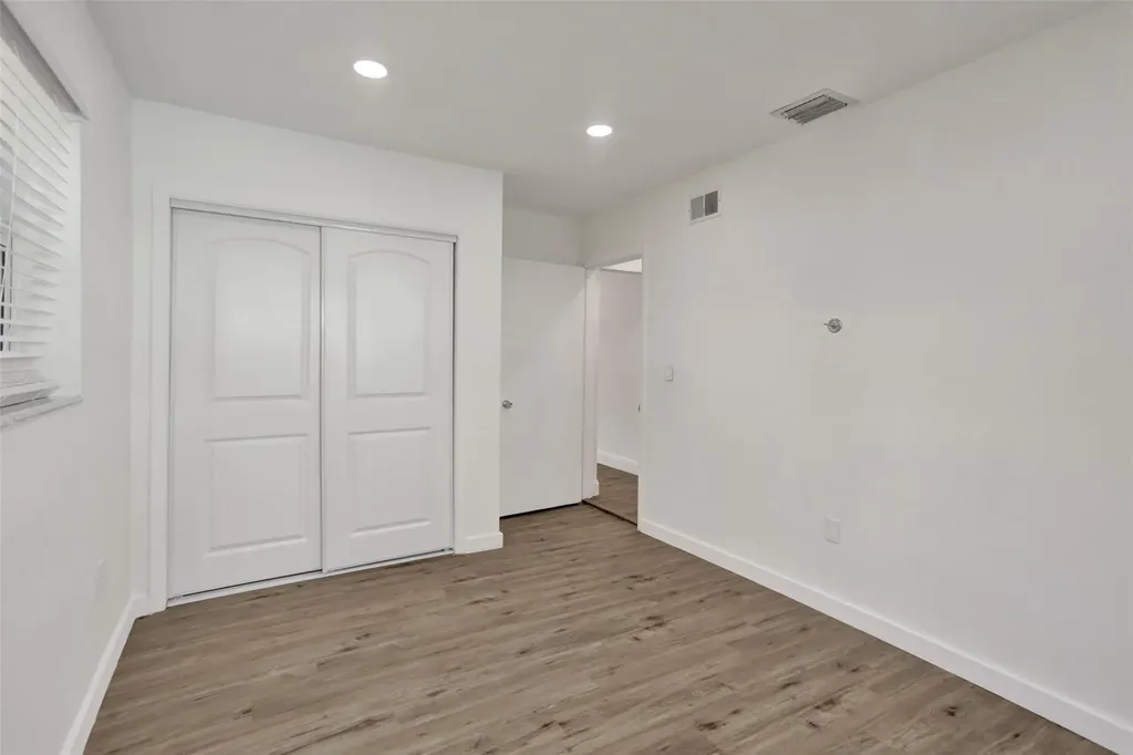 30 NE 139th Street North Miami FL 33161