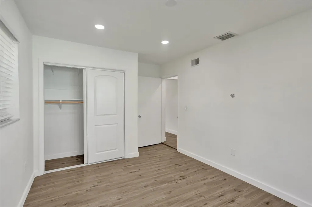 30 NE 139th Street North Miami FL 33161