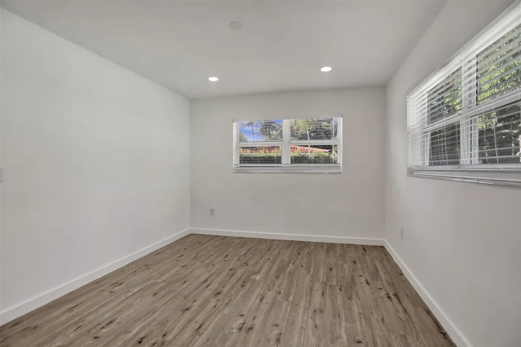 30 NE 139th Street North Miami FL 33161