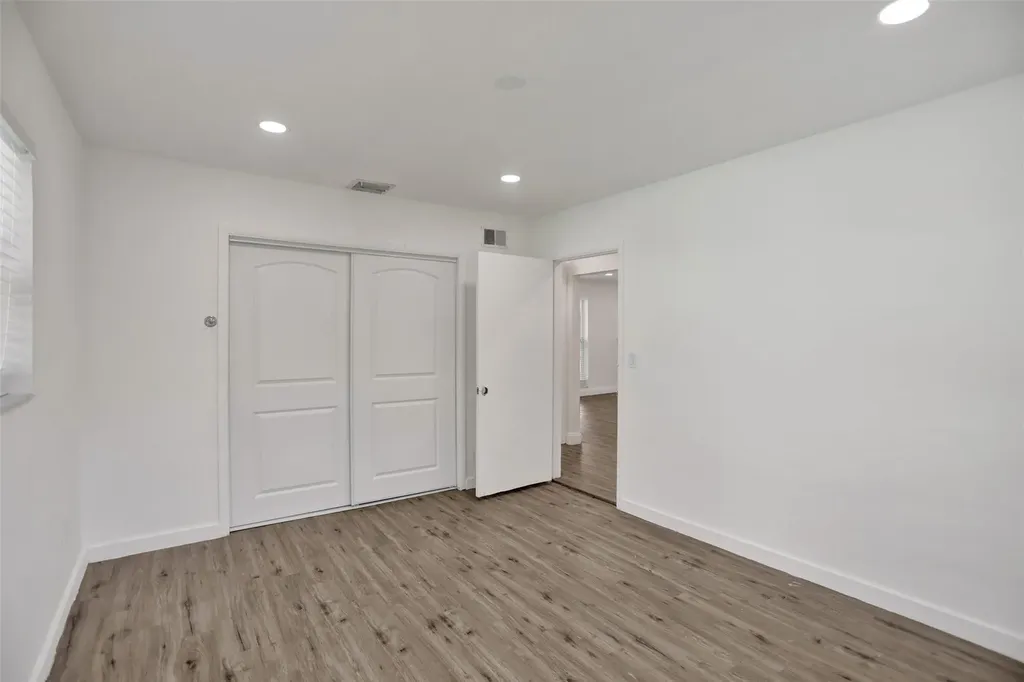 30 NE 139th Street North Miami FL 33161