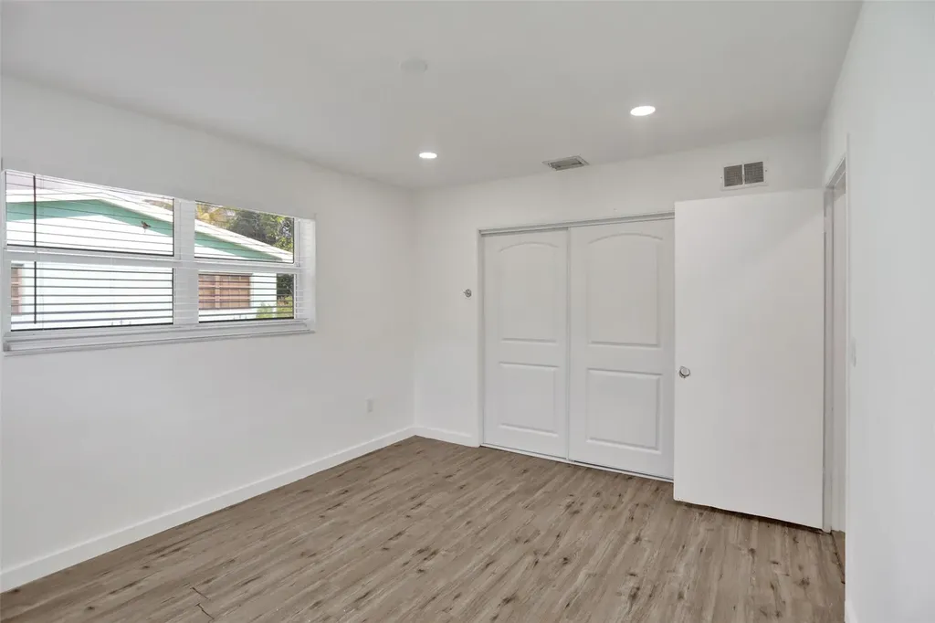 30 NE 139th Street North Miami FL 33161