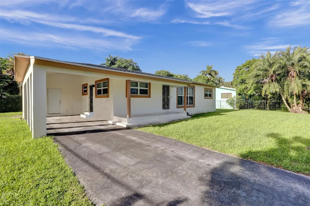 30 NE 139th Street North Miami FL 33161