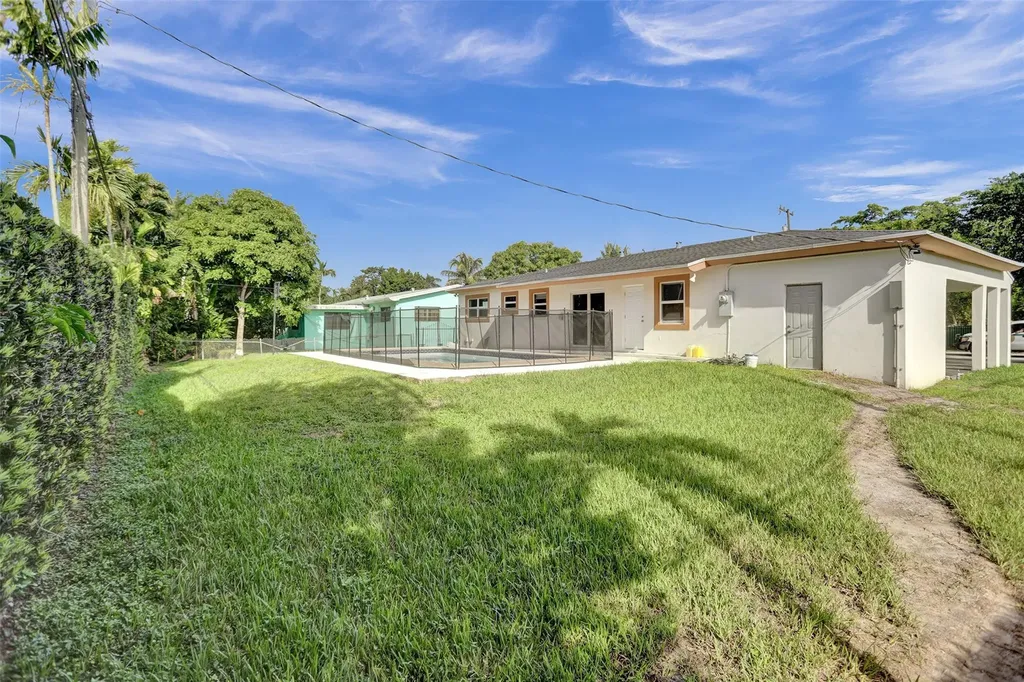 30 NE 139th Street North Miami FL 33161