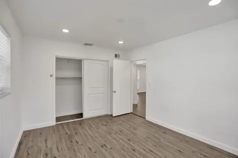 30 NE 139th Street North Miami FL 33161