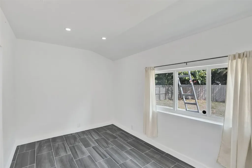 1904 SE 1st Avenue Fort Lauderdale FL 33316