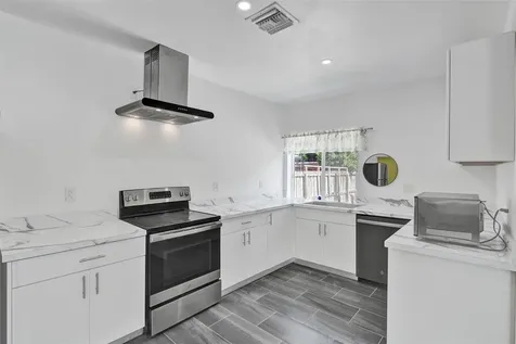 1904 SE 1st Avenue Fort Lauderdale FL 33316