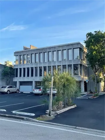 2900 E Oakland Park Boulevard Fort Lauderdale FL 33306
