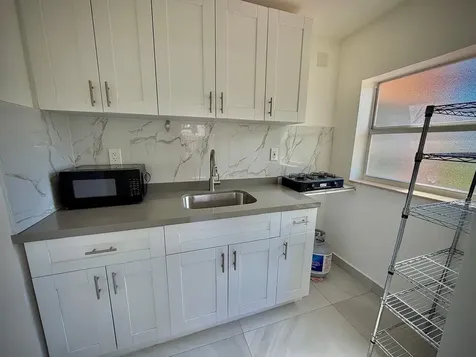 707 NE 15th Street Fort Lauderdale FL 33304