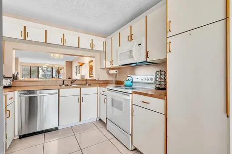 10803 W Clairmont Circle Tamarac FL 33321